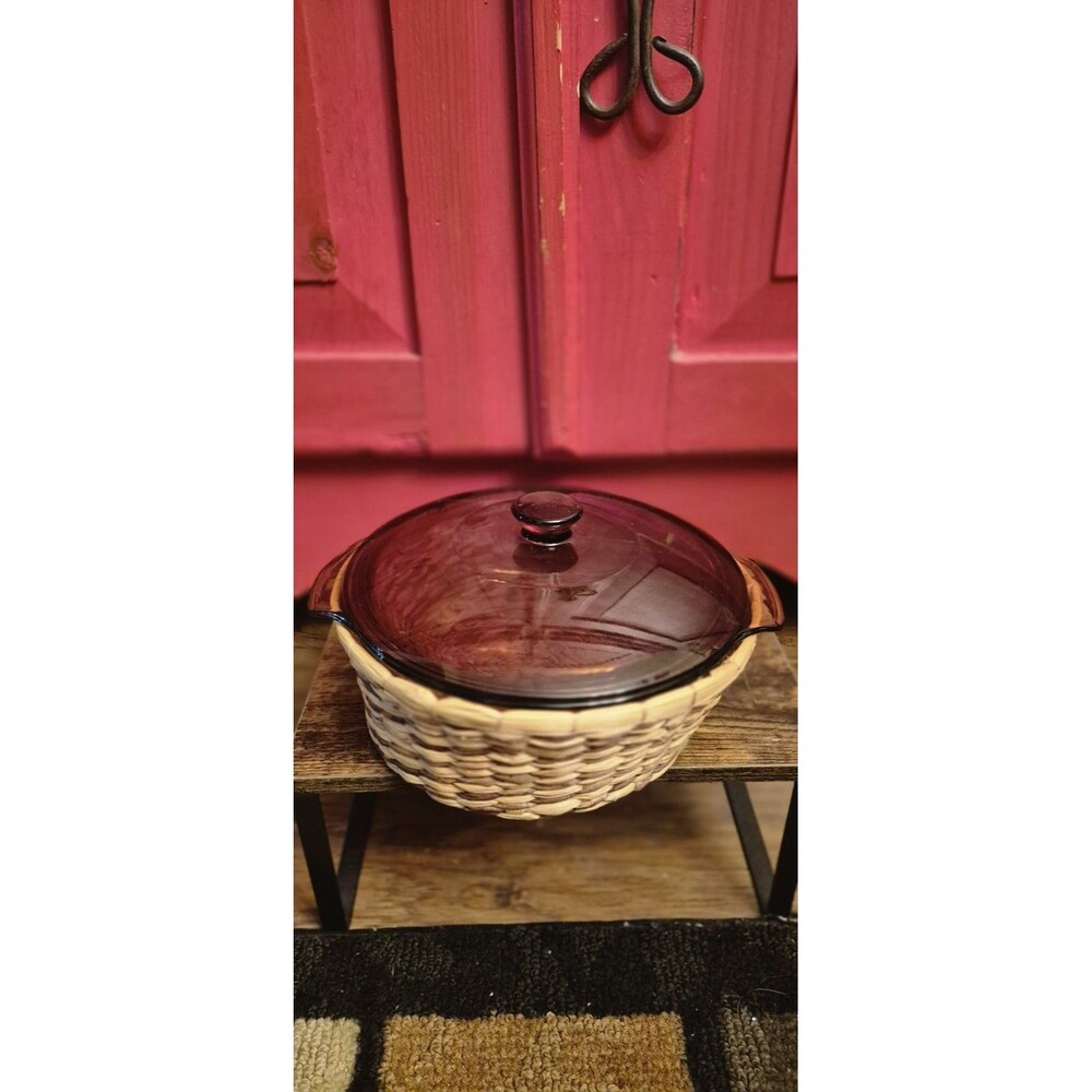 Vtg Anchor Hocking Harvest Amber Glass Casserole Dish Lid Wicker Basket Buffet